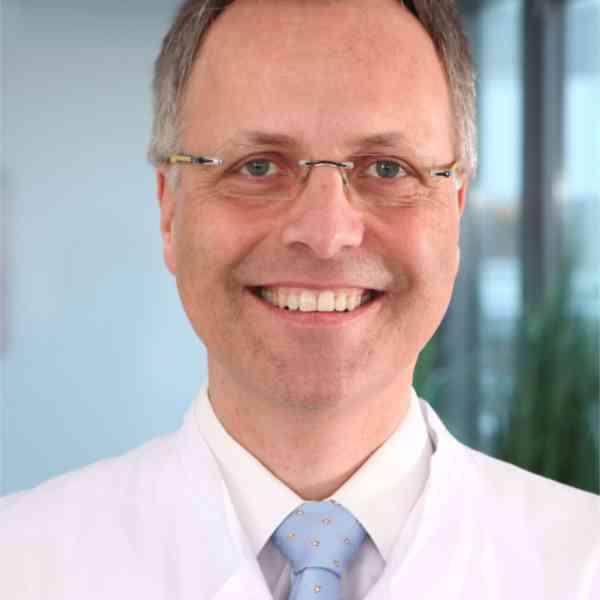 Dr. med. Michael Schneider